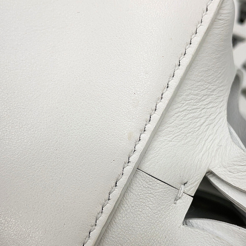 Salvatore Ferragamo Tote Bag Gancini White - Picture 7 of 12